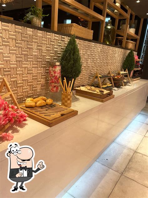 How to Reach Cosmo Restaurant in Yorkshire by Public Transit 28