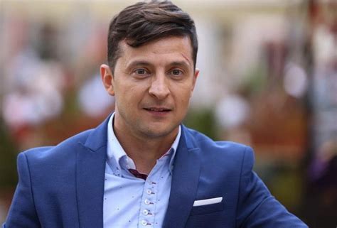 Зеленский отправит 150 тысяч крымских татар на отдых в Турцию