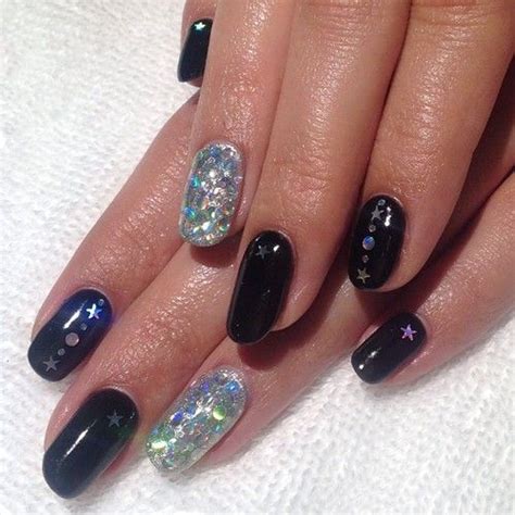 Vegas-Ready Disco Ball Nails (at Hey Nice Nails) | Nails, Glam nails, Fun nails