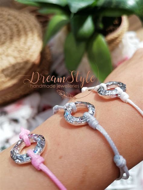 Гривна с Елемент Сваровски Luxury collection - Гривни и талисмани с ...