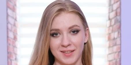 Crystal White Biography/Wiki, Age, Height, Career, Photos & More