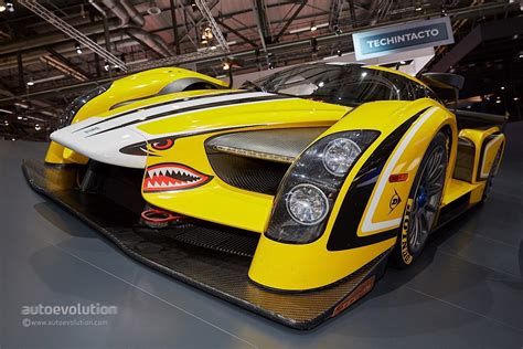 SCG 003 Stradale, Competizione Make an Appearance in Geneva - autoevolution