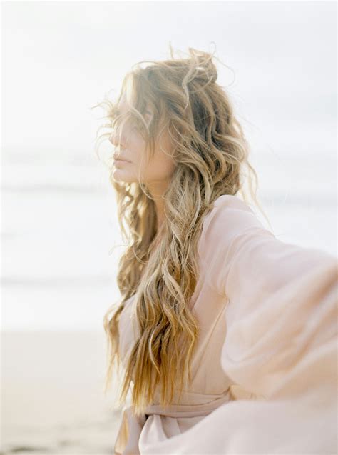 How To Strengthen Your Feminine Intuition | Evie Magazine