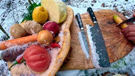 WORLD'S SHARPEST KITCHEN KNIVES ! BORSCH IN THE FOREST🌲 ️ - YouTube
