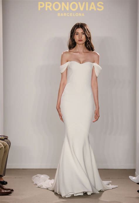 Minimalist Wedding Gown Off Shoulder | wedding