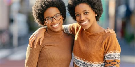 Behind the Rumors: Are Kim and Dana Delaney Sisters - EmergeWomanMagazine