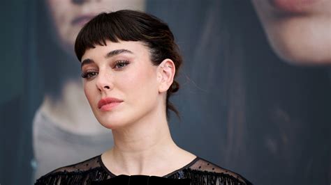 Blanca Suárez regresa al thriller y deslumbra en la presentaición de