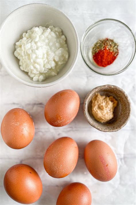 Healthy Deviled Eggs {High Protein}