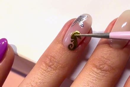 How To Apply Nail Art Stickers? - Blog - Pink Gellac