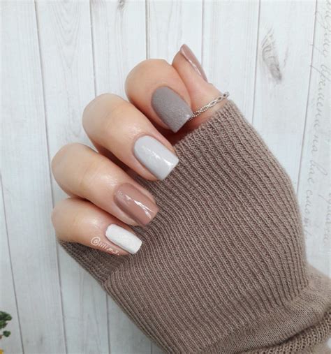 Нюдовые оттенки ногтей (55 фото)