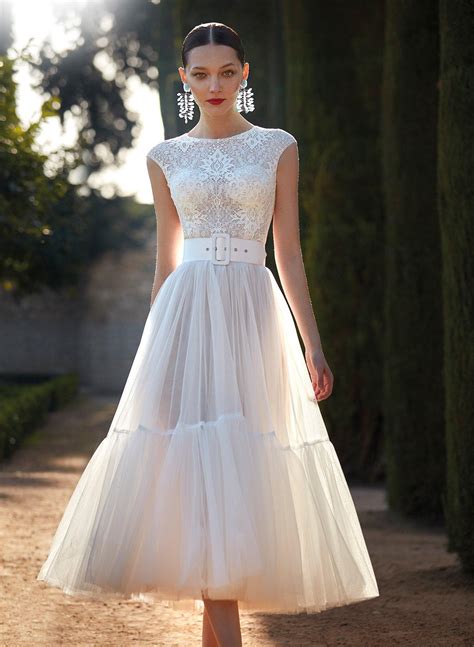 200 vestidos de noiva e trajes para o casamento civil: escolha o seu!
