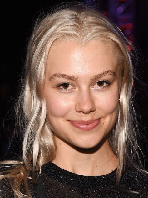 Phoebe Bridgers - Singer, Songwriter