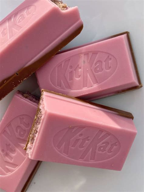 Chocolate aesthetics • Шоколад эстетика • KitKat in 2024 | Pink ...