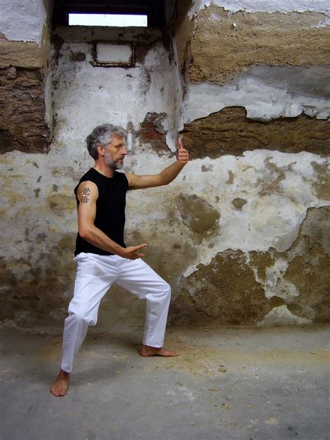 Fotos gratis : pared, niño, espiritual, Bart, templo, Deportes