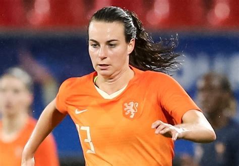 renate jansen age salary net worth current teams career height