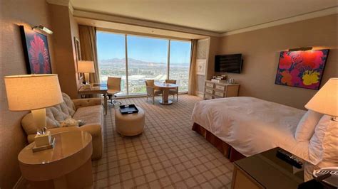 Wynn Hotel Suites Double Bed