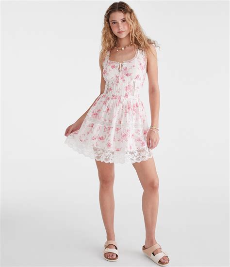 Floral Scoop-Neck Corset Lace Mini Dress