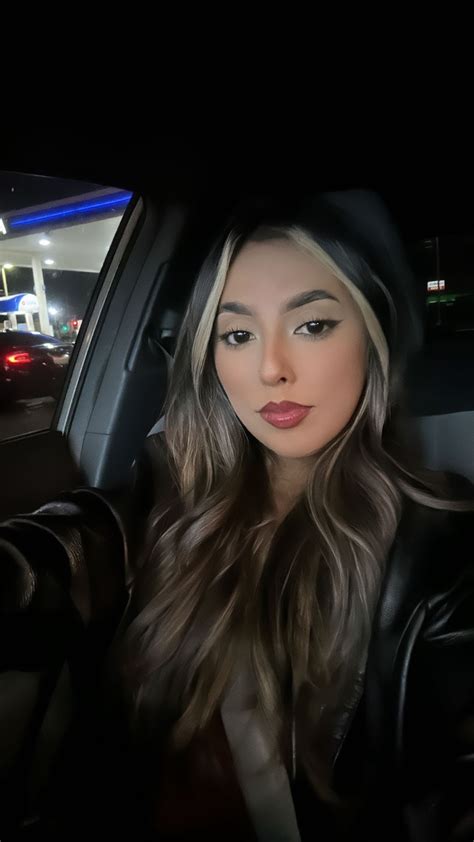 Destiny Molina – Medium