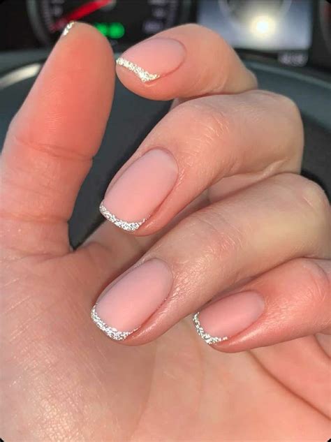 Гель лак. Светоотражающие блестки. | Trendy nails, Mauve nails, Manicure