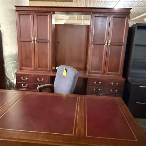 traditional desk set office furniture warehouse