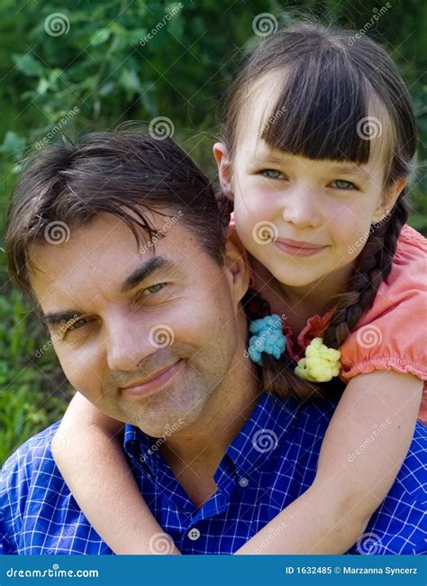 Tío y sobrina imagen de archivo. Imagen de armonioso, adorable - 1632485
