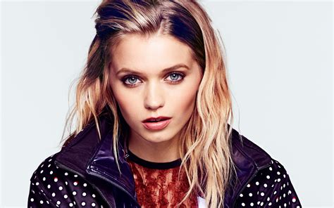 Abbey Lee : WALLPAPERS For Everyone