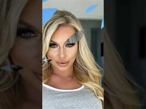 Curvy Model Kaelee Rene Biography, Career, Wiki, Curvy Outfit, Net ...