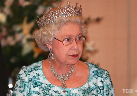Ким працює королева Єлизавета II і її рідні? — Зірки