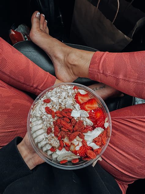 Camandcj - I love a good açaí bowl ️ | Facebook