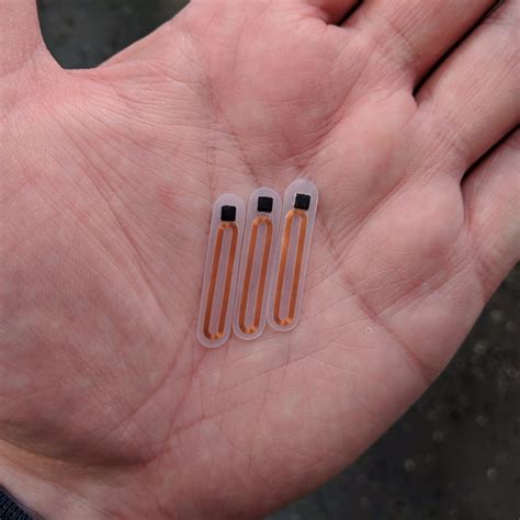 NFC chips will soon be embedded when printing business cards 16