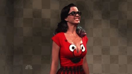 Tres puntos: Jalan mas un par de tetas que...