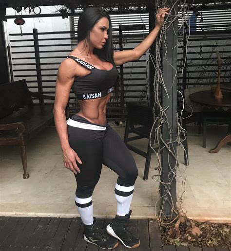 Gracyanne Barbosa – Fitness Babes