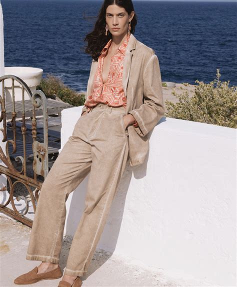 Elegant and Handmade Women's Trousers | Momonì