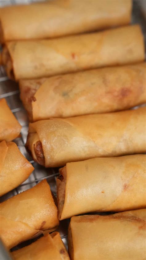 egg rolls  crispy   egg rolls cj eats recipes