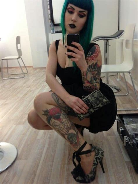 Psychobilly Tattoed Girls, Inked Girls, Girl Tattoos, Swag Tattoo, Rockabilly Tattoos, Girls ...