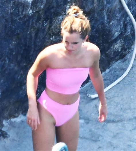 Emma Watson Topless Nude Tits & Bikini Pics Fake? - Thefappening.link