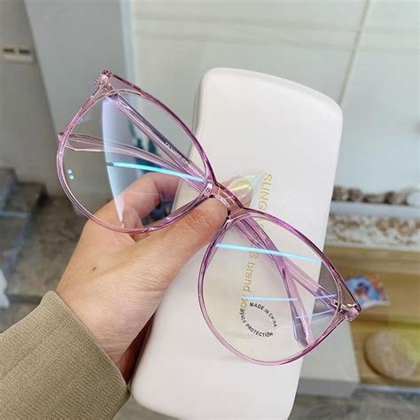 Pin by Farah Khan on jewelry | Fashion eye glasses, Classy glasses ...