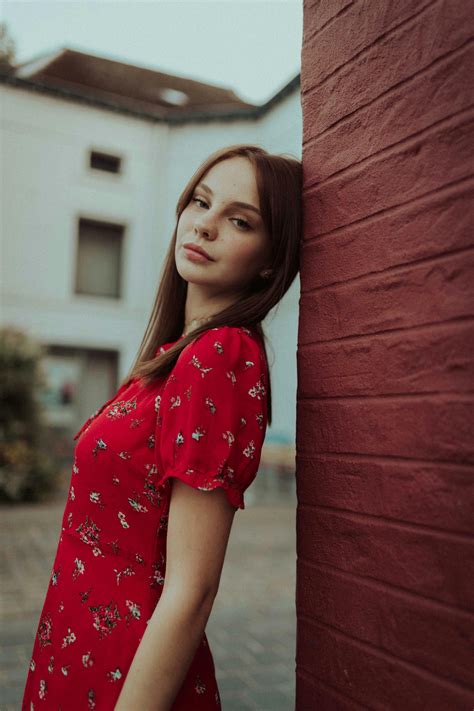 100 000+ Naked Teenage Girl banque d’images et photos libres de droit