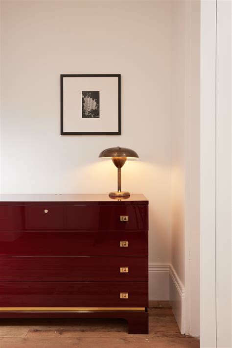 Boutique shoppers are divided on Bared Armadale and the layout 29