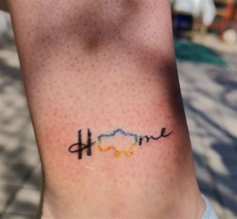 Pin by Iryna Ustinova on Тату 2 | Simplistic tattoos, Classy tattoos ...