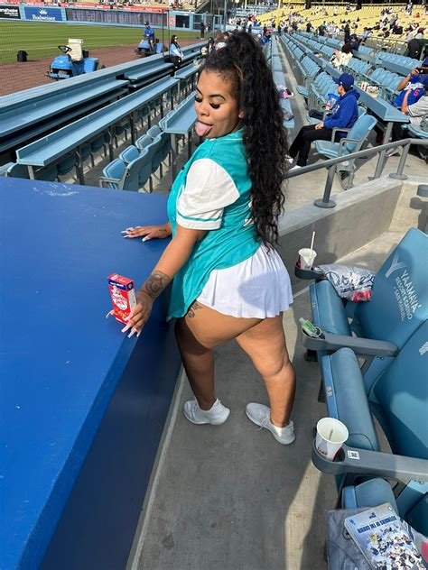 MilaDawn - MilaDawn added a new photo — at Los Angeles...