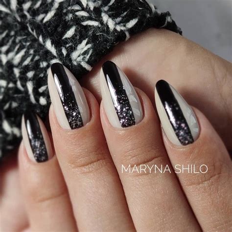 Stunning Black Manicure with Glitter Stripes