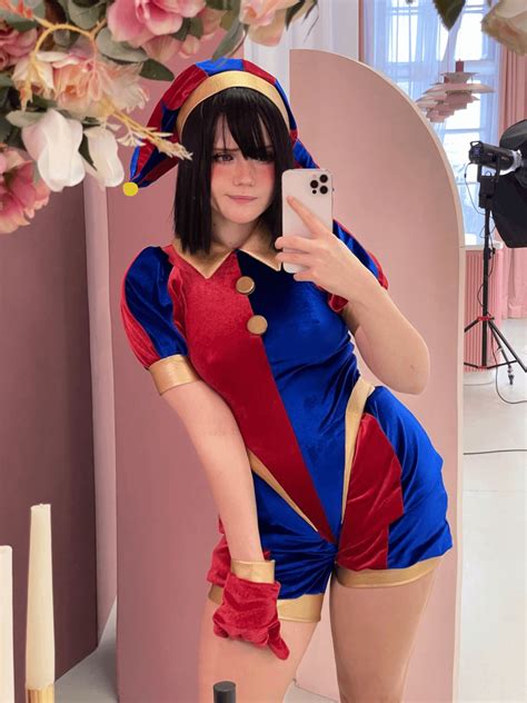 My Pomni cosplay (Neyrodesu) : r/TheDigitalCircus