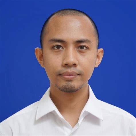 rizki putra masters student bachelor  applied science