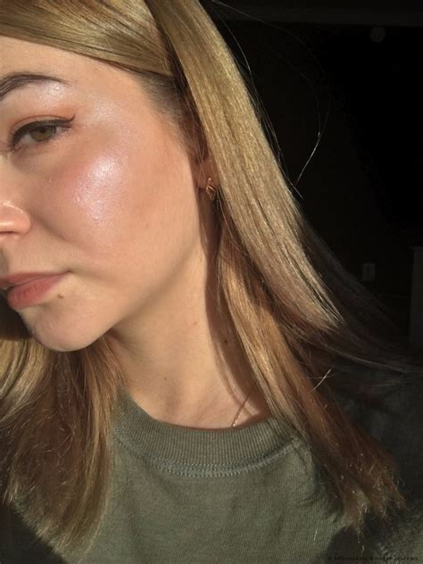 Essence Prismatic Hololighter Stick Highlighter - «Der kompakte Essence ...