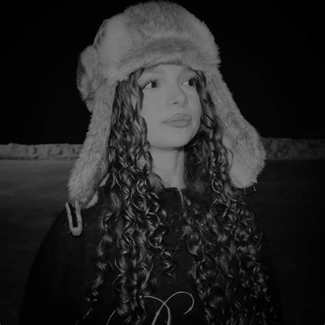 Sunday Kalogeras. en 2025 | Novios