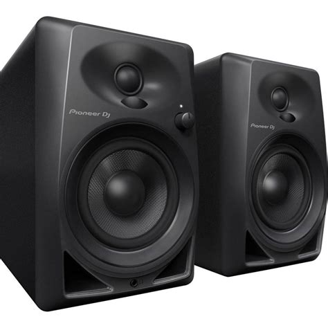 The 10 Best Studio Monitor Speakers in 2024