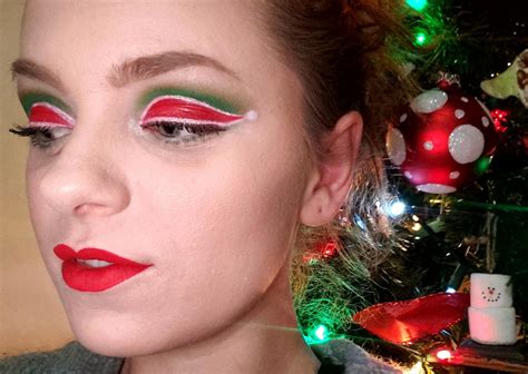 It's Beginning To Look Alot Like Christmas Piano