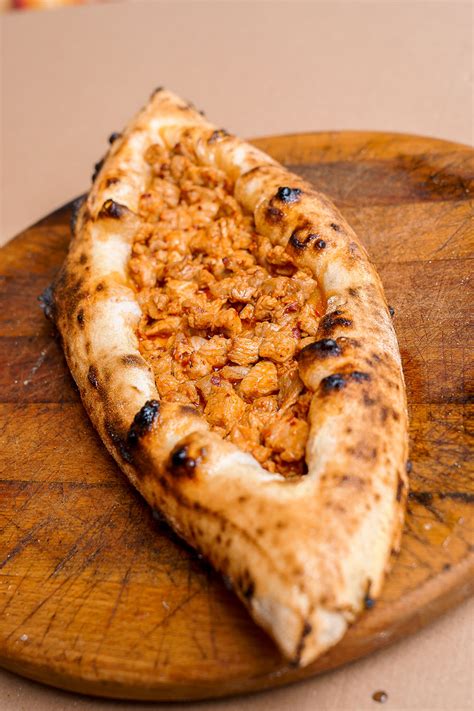 Штипска пастрмајлија - Pizza Pempele