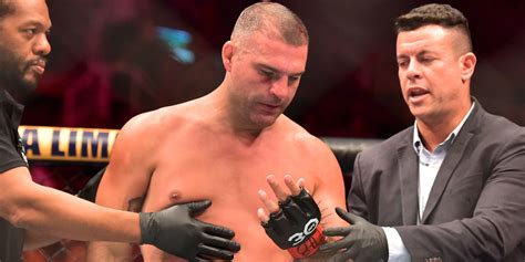 The 10 Best UFC Fights of All Time Ranked